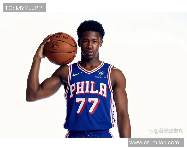 埃奇库姆自信满满精准把握得分机会展现出色表现